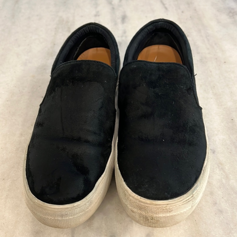 Steve Madden suede size 8.5 worn twice